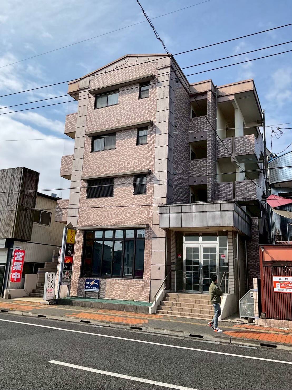 都城市牟田町のマンションで外壁塗装のご依頼をいただきました！